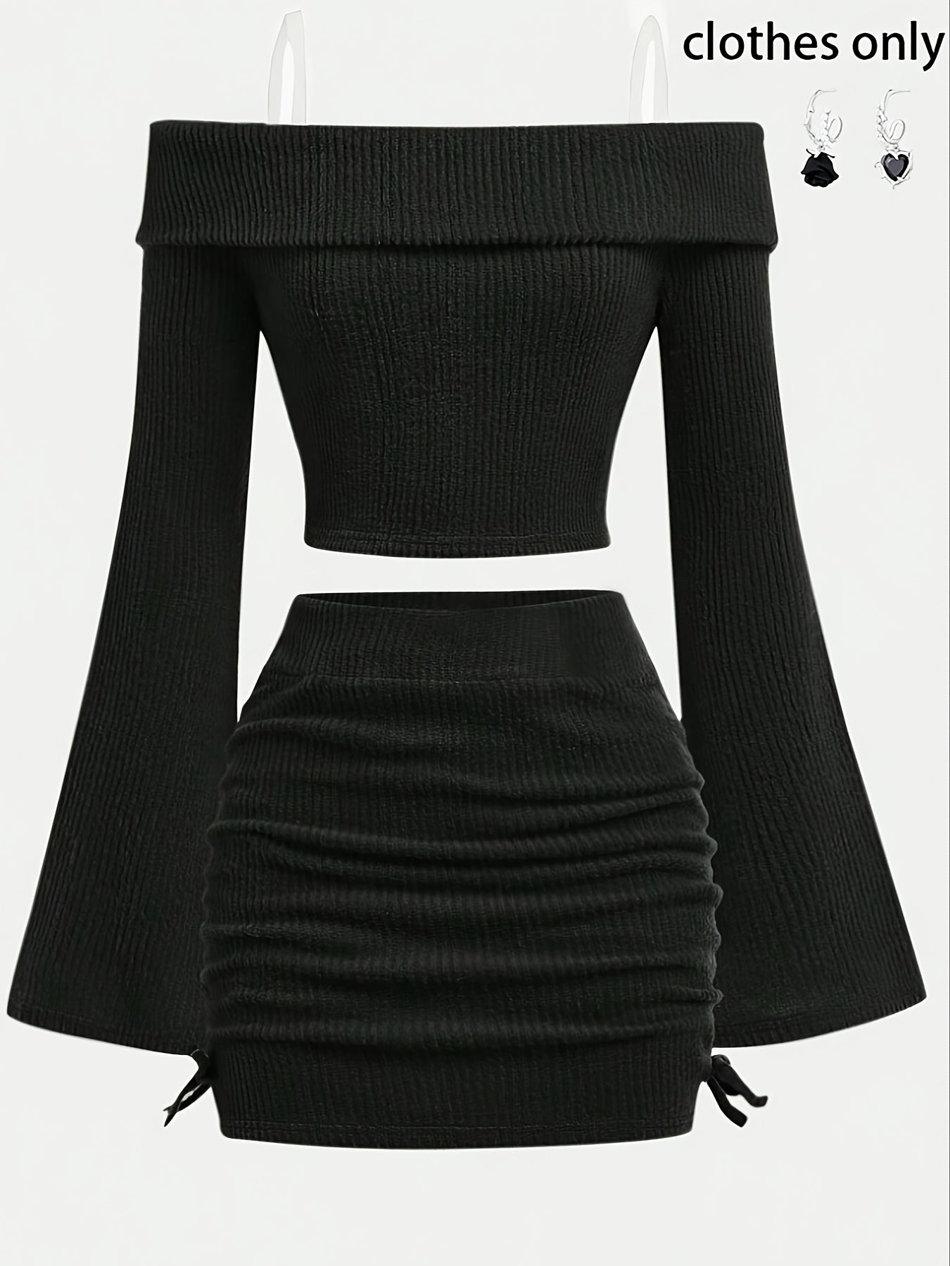 A New Collection for Spring And Autumn Featuring Stylish Girls' Clothing, with a Gentle, Elegant Design, It Includes a Casual, Comfortable, Solid-Colored, Off-Shoulder Long-Sleeve Top Paired with a Fashionable, Versatile, Ple