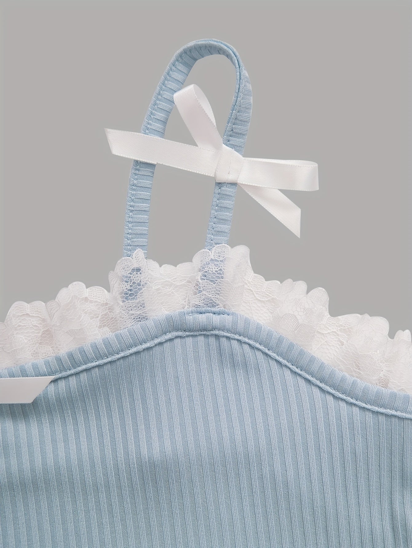 Clothing for Young Girls: a Set of Two Cute And Sweet Summer Vests with Bow Decorations, And a Set of Two Stylish And Stretchy Casual Vests for Summer, Perfect for Young Ladies.