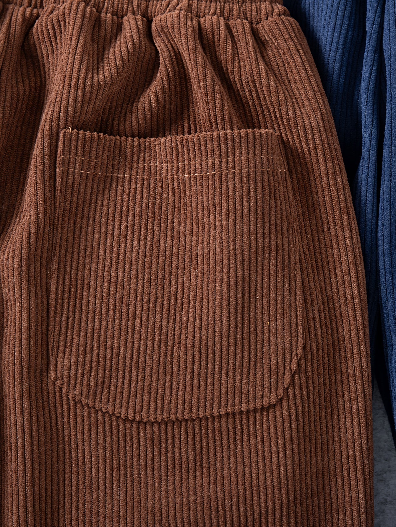3pcs Boys' Corduroy Pants - Thick Winter Warm Loose-Fit Soft Straight-Leg Elastic Waist Casual Outdoor Pants with Pocket Details, Machine Washable Corduroy Trousers for Teen Boys (Brown/Navy/Black) - Autumn & Winter Clothing,