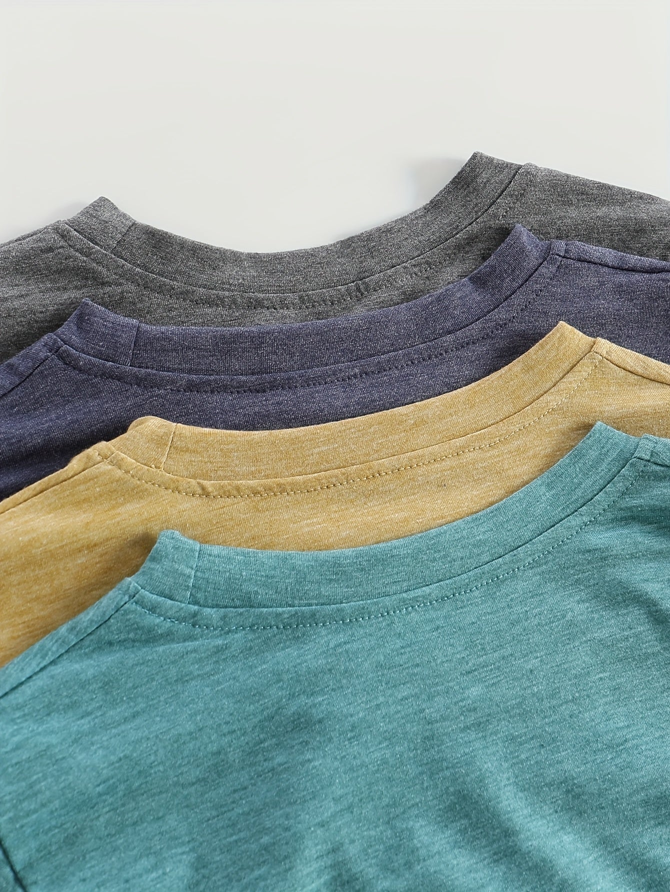 4pcs Long Sleeve T-Shirts with Sports Ball Print - Soft Stretchy Casual Tops, Machine Washable Crew Neck Tees for Boys and Girls, Youth Sportswear, Comfort Fit Autumn/Winter Outdoor Activities