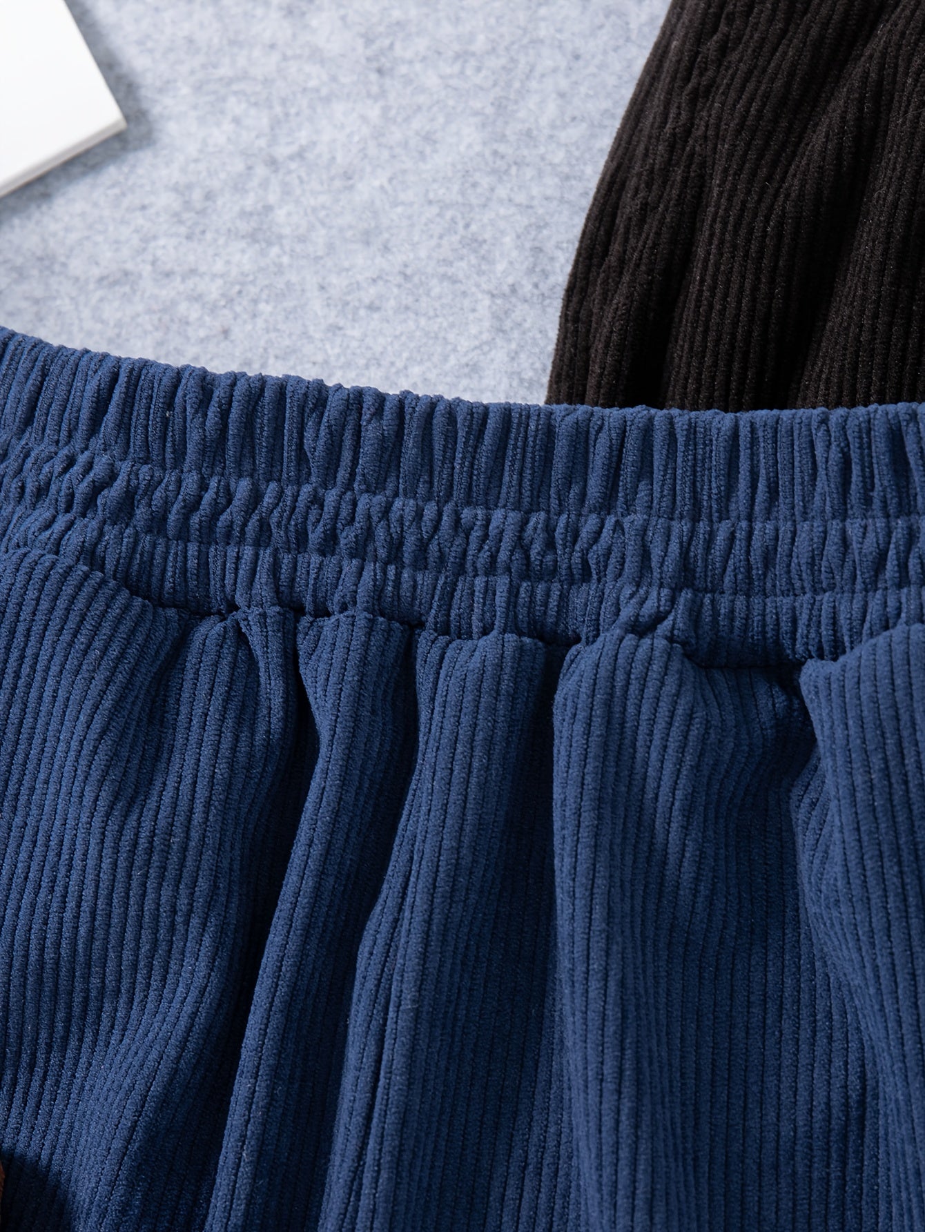3pcs Boys' Corduroy Pants - Thick Winter Warm Loose-Fit Soft Straight-Leg Elastic Waist Casual Outdoor Pants with Pocket Details, Machine Washable Corduroy Trousers for Teen Boys (Brown/Navy/Black) - Autumn & Winter Clothing,