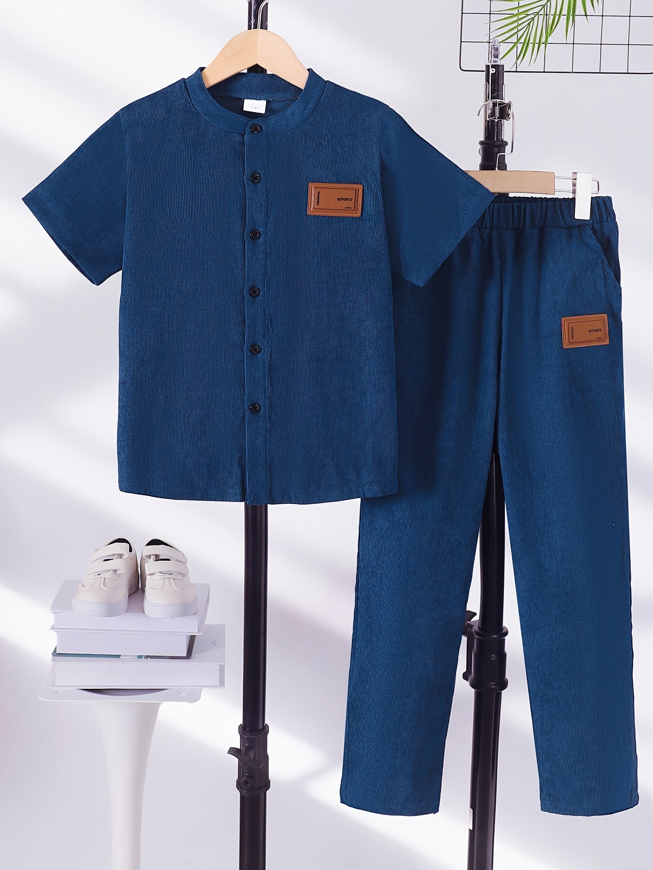 [Corduroy Boys' Set] 2pcs Boys' Corduroy Shirt and Pants Set | Navy Stand Collar with Label Patch, Elastic Waist Trousers with Pockets, Loose Fit for Outdoor Activities, Parties, Casual Outings, Spring Summer