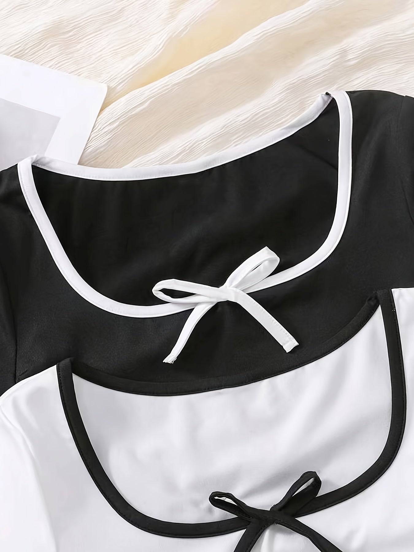 Adorable Girls' Casual Solid Color Bow Front Short Sleeve T-Shirts 2pcs, Fashionable and Elegant Back-to-School Season Clothes