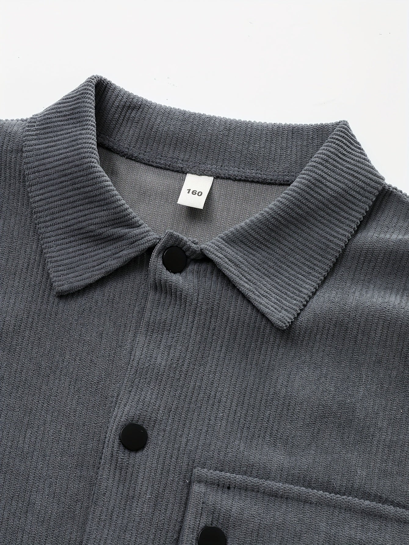 [Teen Corduroy Casual Suit] Teen Set Corduroy Casual Suit This Classic Gray Corduroy Set Features a Long-Sleeve Shirt Made of Sturdy Corduroy Fabric, Paired with Black Buttons And a Chest Pocket on The Left Side, Adorned with