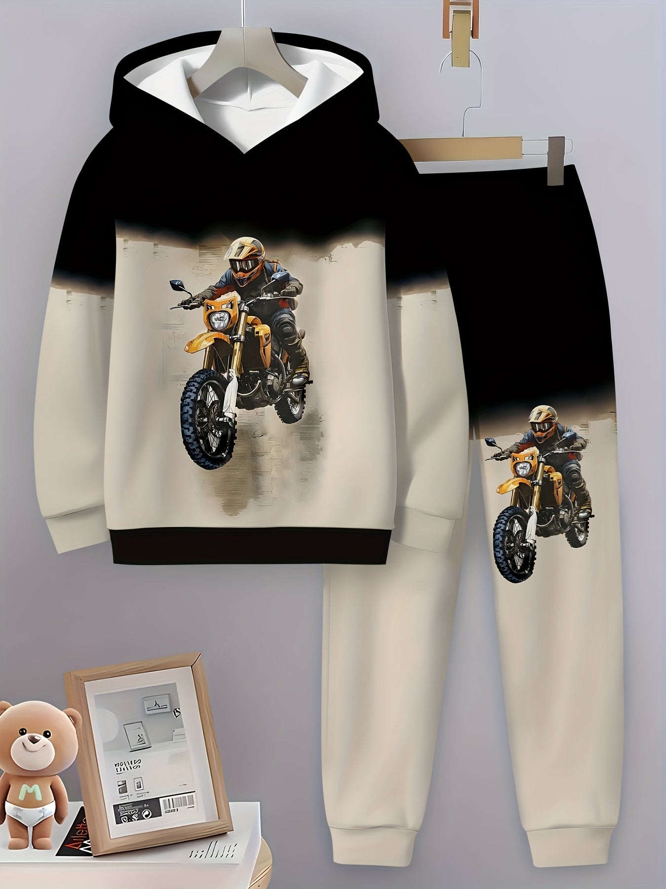Boys' handsome motorcycle 3D printed long sleeved pants hooded sweatshirt set, boys' spring and autumn sportswear, casual versatile pullover suitable for boys' outdoor sports, suitable as a gift, Perfect for Outdoor