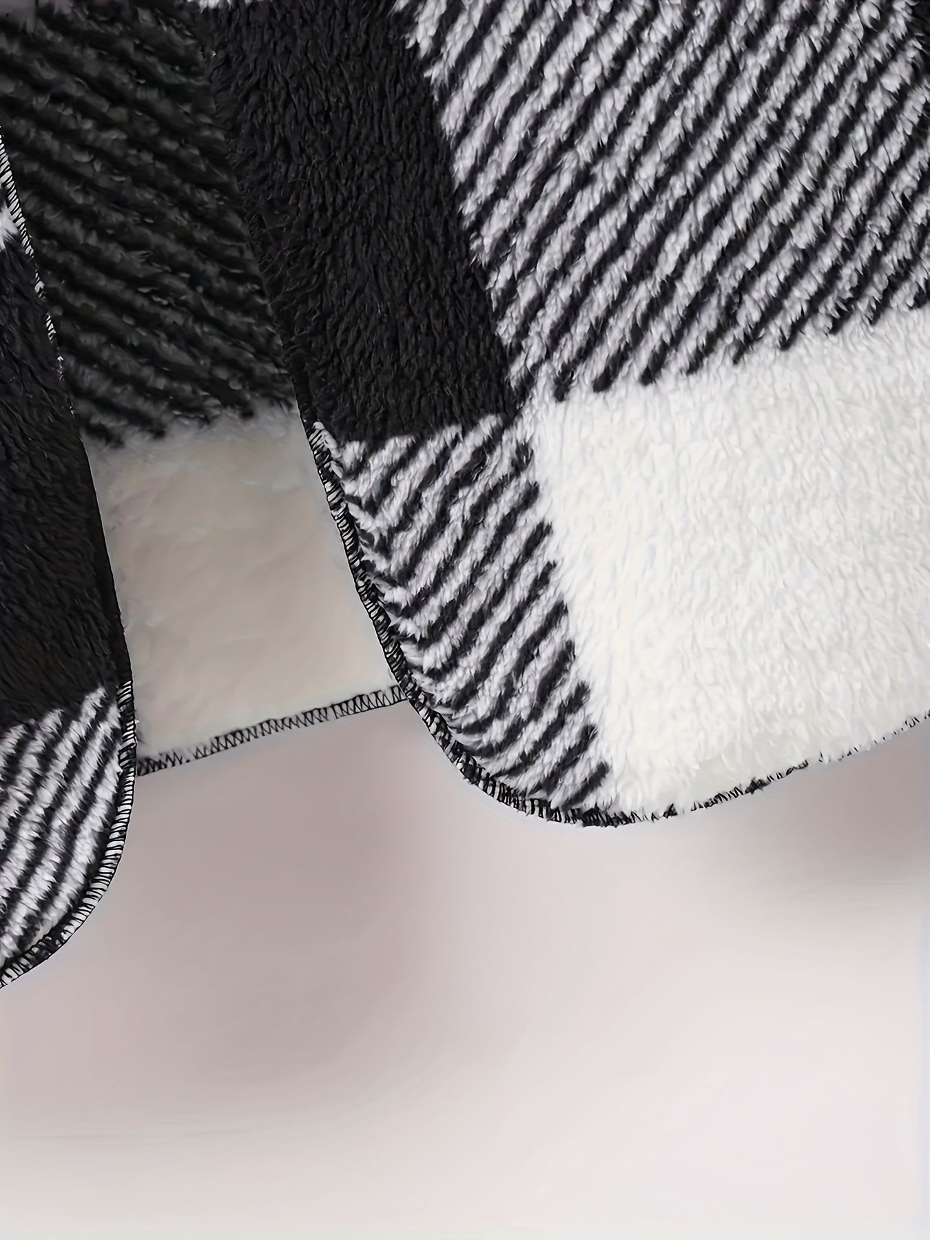 Three-Piece Black and White Plaid Long Sleeve Jacket with White Camisole Top and Black Flared Pants Set for Young Girls, Autumn-Winter Fashion Casual Outfit Suitable for Outdoor Leisure Activities (Excludes Bags and Shoes), P